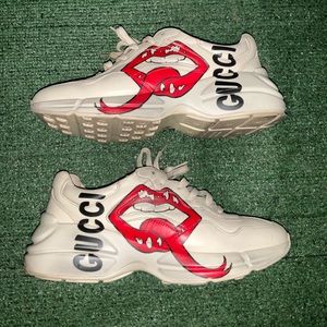 Gucci shoes